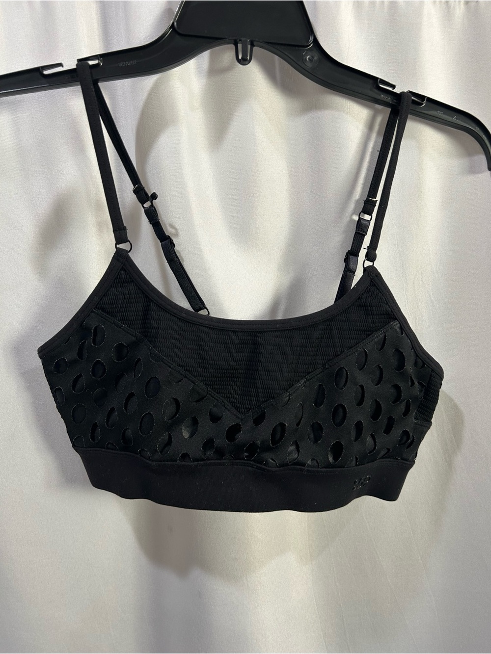 EUC Splits59 Black Mesh Cutout Convertible Sports Bra